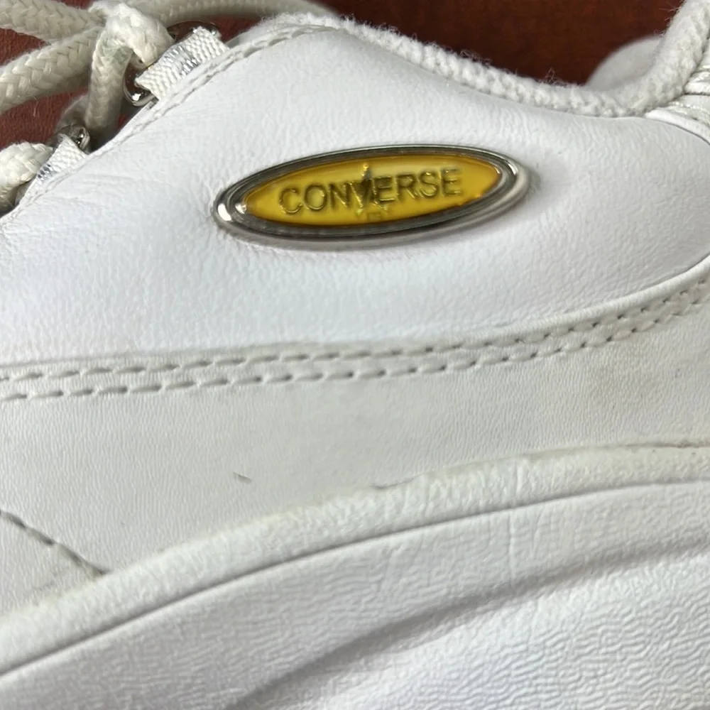Converse Leather Sneakers Size Ladies 7 - Picture 7 of 9
